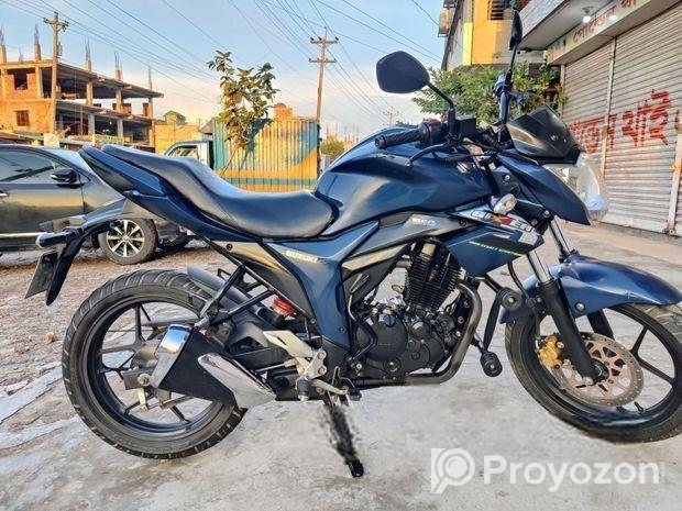 Suzuki Gixxer সুপার ফ্রেস 2023