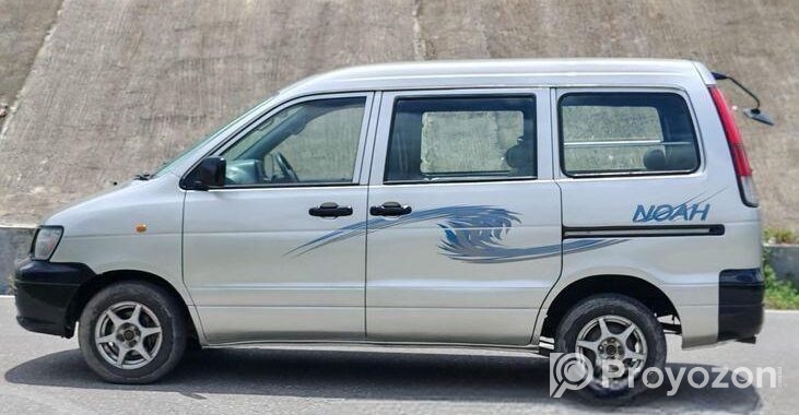 Toyota Noah KR 42 Japan 2006