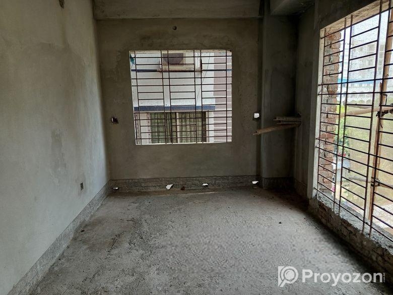 উত্তরায় মেট্রো সংলগ্ন ফ্ল্যাটে বিশেষ ছাড়!