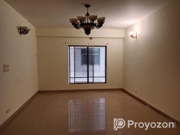 good looking 3 bedroom apt available in banani Nor