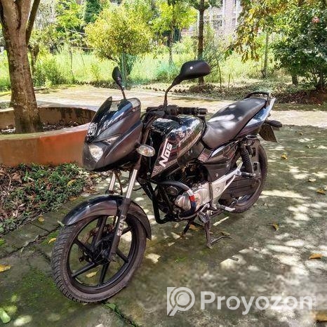 Bajaj Pulsar 150 2015
