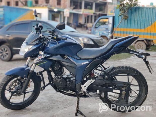 Suzuki Gixxer সুপার ফ্রেস 2023