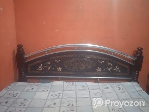 পুরাতন খাট