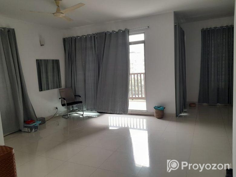 South facing corner 3450 sft 3 bed apartment for s