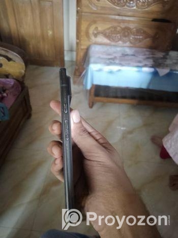 Google Pixel 6 . (Used)