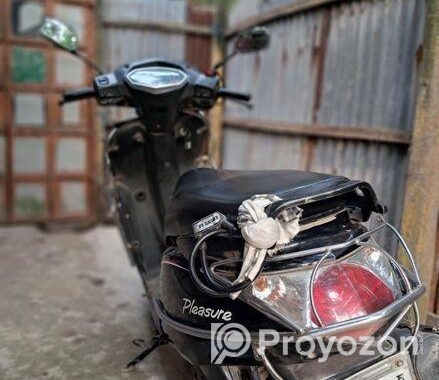 Bajaj Avenger 150 Street ` 2025