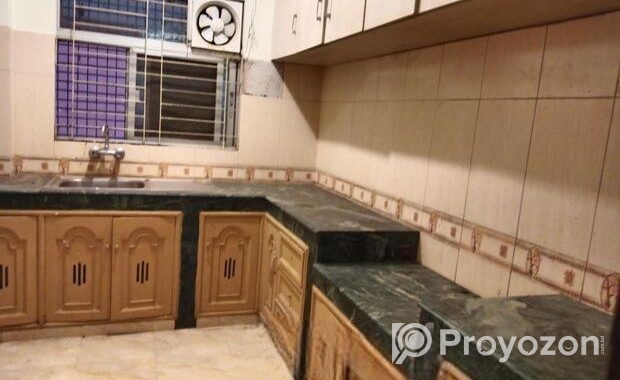good looking 3 bedroom apt available in banani Nor