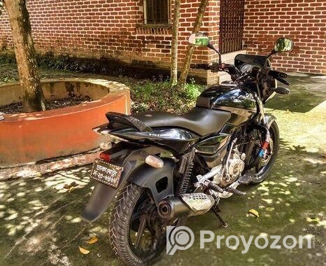 Bajaj Pulsar 150 2015