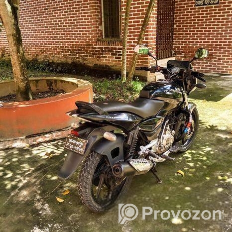 Bajaj Pulsar 150 2015