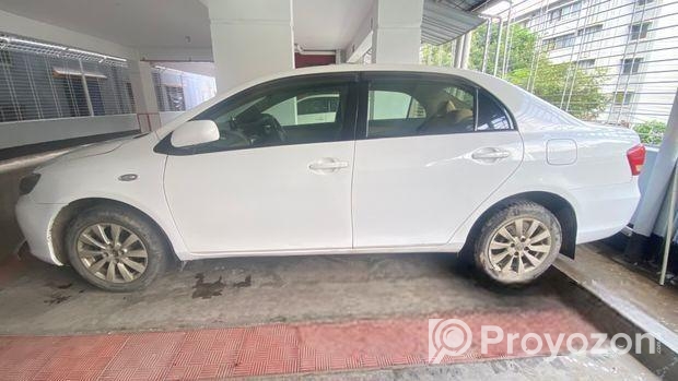 Toyota Axio X 2010