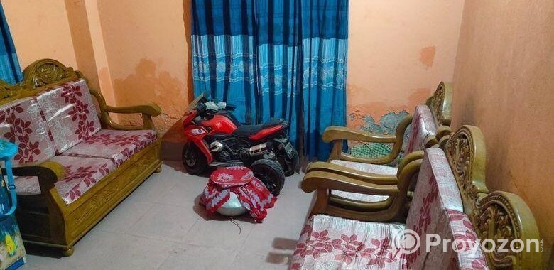 সেগুন কাঠের তৈরি সোফা