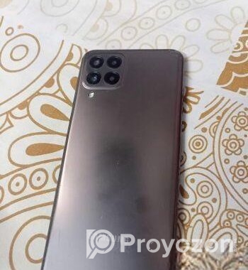 Samsung Galaxy M33 . (Used)