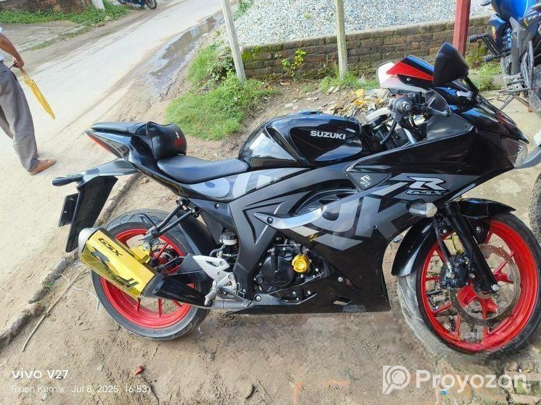 Suzuki Gixxer . 2022