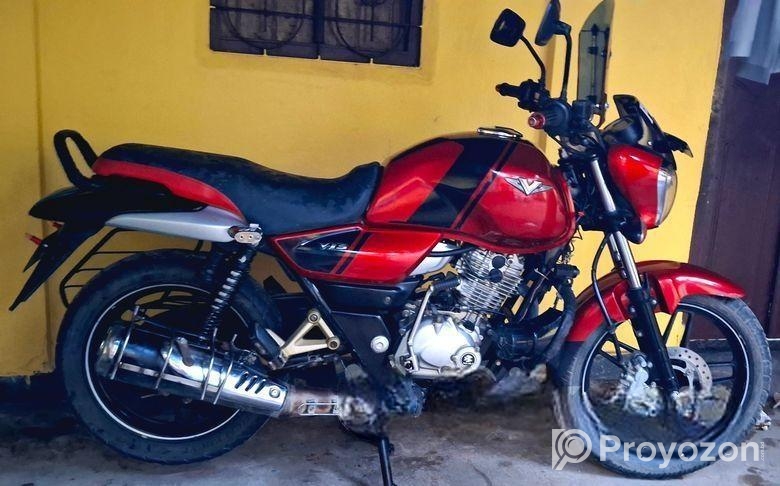 Bajaj V15 2018