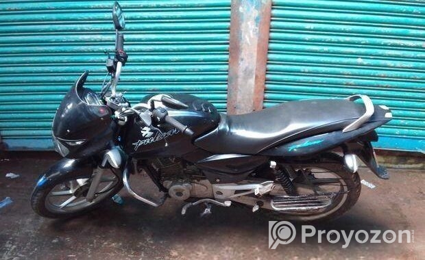 Bajaj Pulsar 150 . 2008