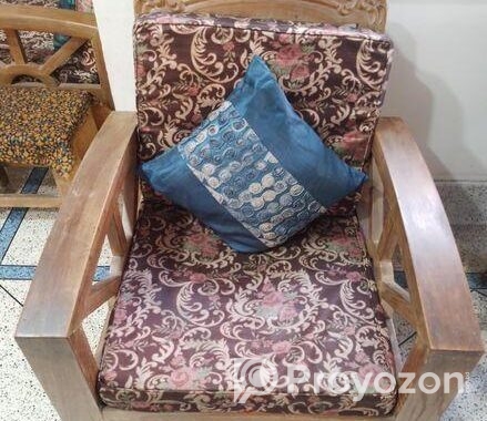 Sofa Set with Tea Table And Cushions