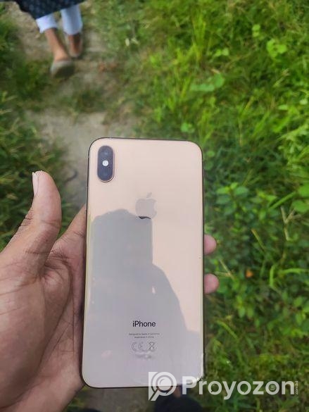 Apple iPhone XS Max . (Used)