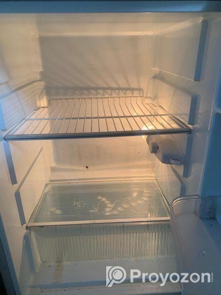 ফ্রিজ বিক্রি হবে