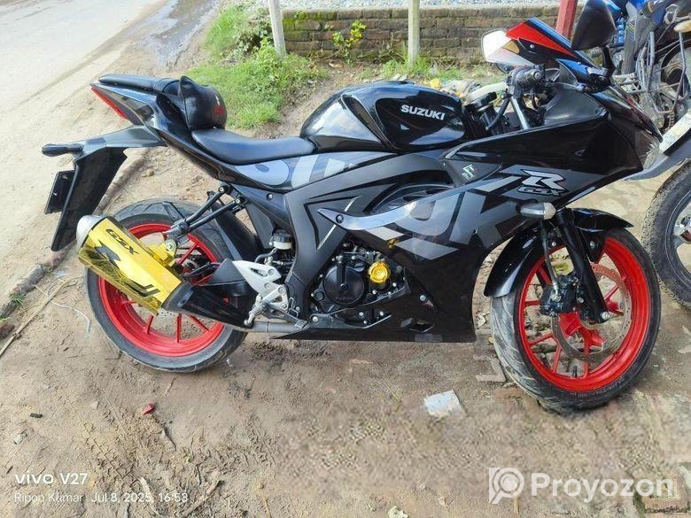 Suzuki Gixxer . 2022