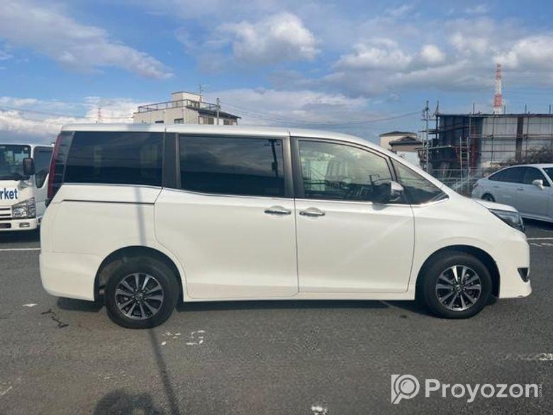 Toyota Esquire SUNROOF NON HYBRID 2019