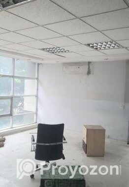 Residence Building 3200 SqFt 3rd Floor Available R