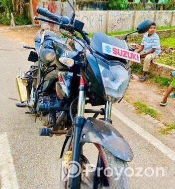 Suzuki Gixxer Monotone . 2017