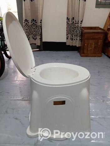 প্লাস্টিকের হাই কমোড