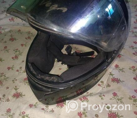Vega Bolt Black Helmat