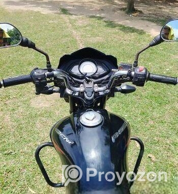 TVS Phoenix . 2017