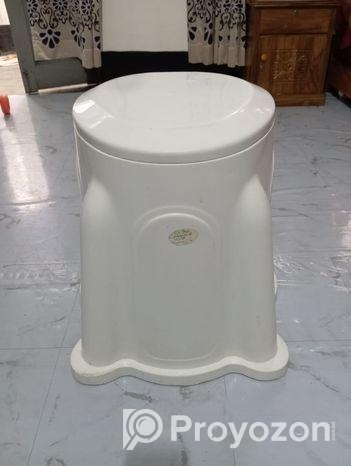 প্লাস্টিকের হাই কমোড