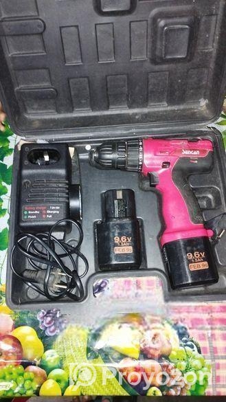 ড্রিল মেশিন