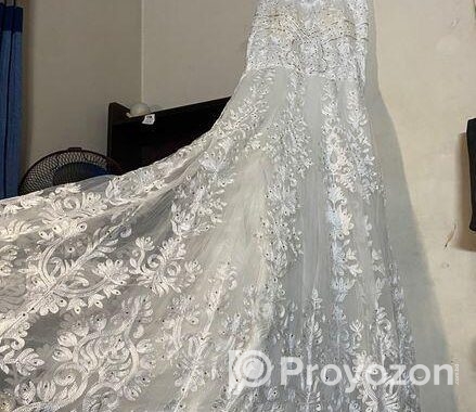 Embroidered Dress white