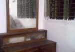 কাঠের ড্রেসিং টেবিল