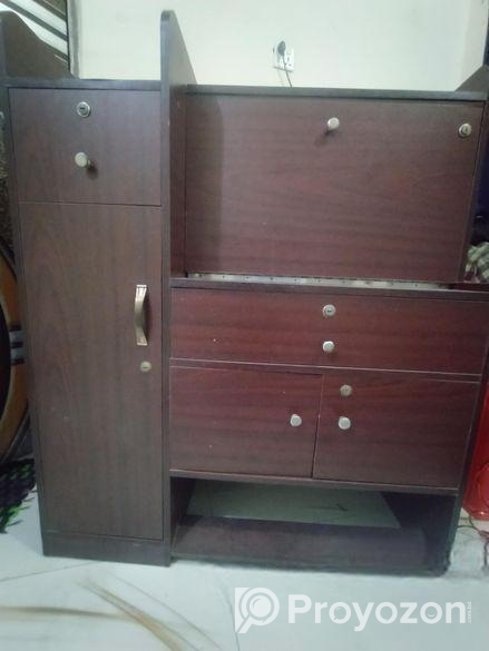 5 শেলফের টেবিল