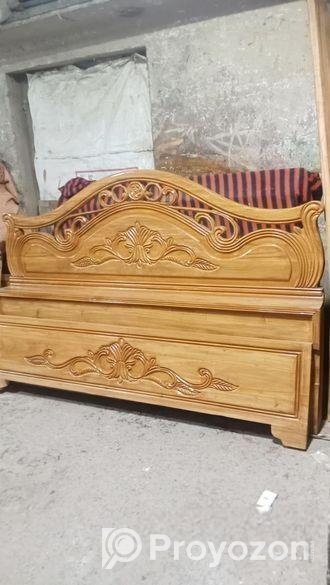 খাটগুলো বিক্রয় করব স্থান পোস্তগোলা ব্রিজের পাশে ফ