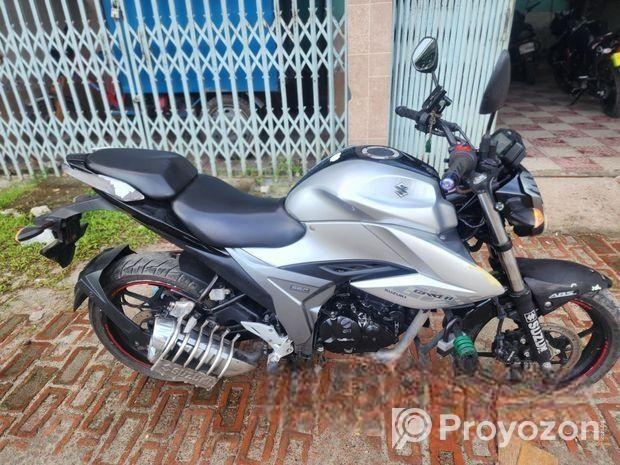 Suzuki Gixxer FI Disc . 2021