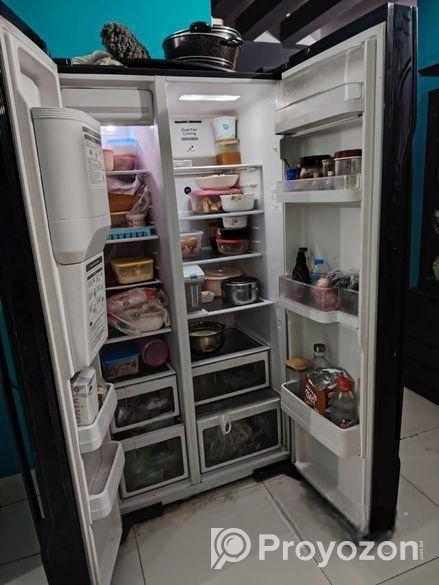 Hitachi Dubble Door runing full fresh fridge