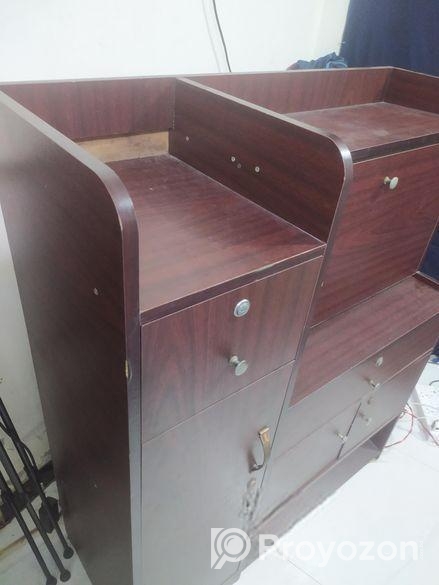 5 শেলফের টেবিল