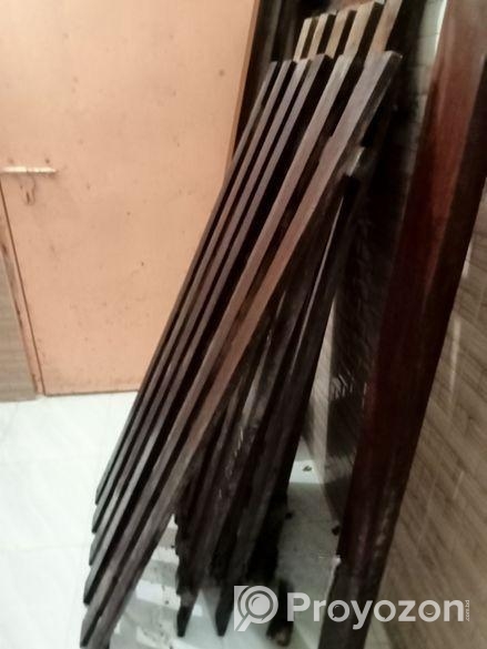 সেগুন খাট