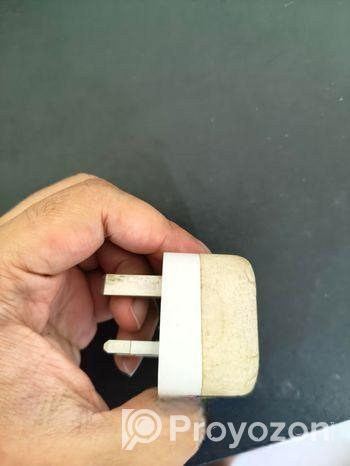 Apple 30watt adapter