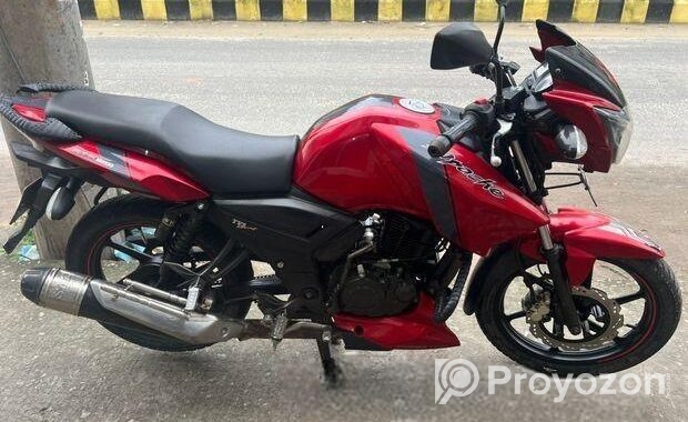 TVS APACHE RTR 150 2017