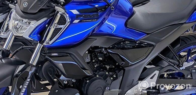 Yamaha FZS . 2025