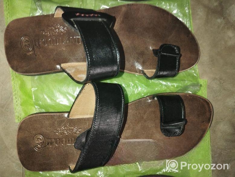 উডল্যান্ডের জুতা