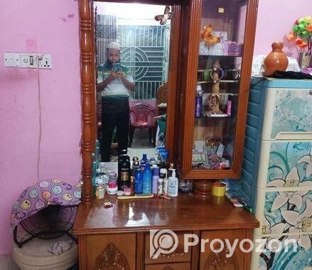 ডেসিং টেবিল