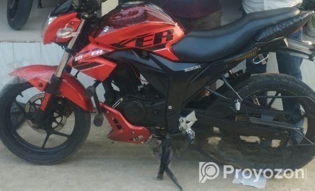 Suzuki Gixxer Monotone . 2017