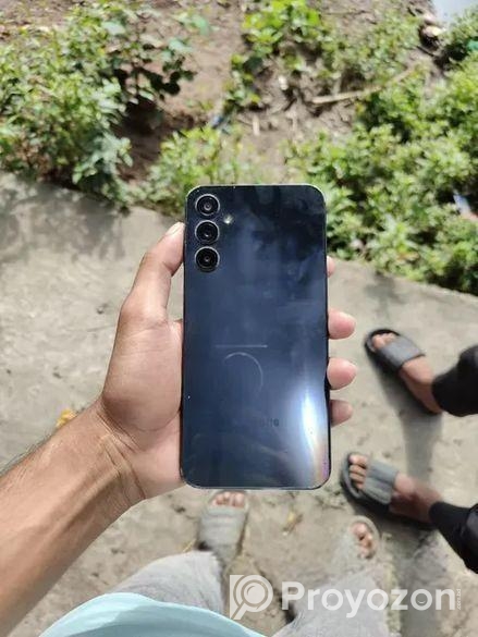 Samsung 8/128 (Used)