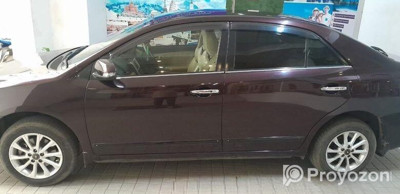 Toyota Premio . 2015
