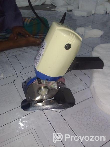 কাটিং মেশিন