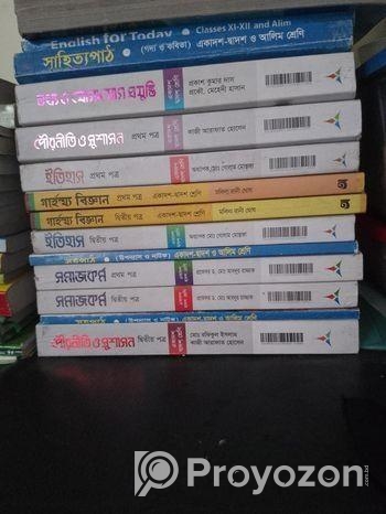 সুপার ফ্রেশ কনডিশনে আছে বই গুলো