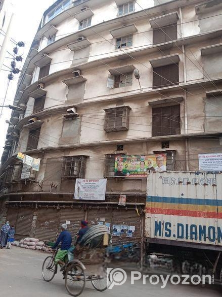 আরমিনোটলায় আট কাঠা জমি সহ বাড়ি বিক্রি